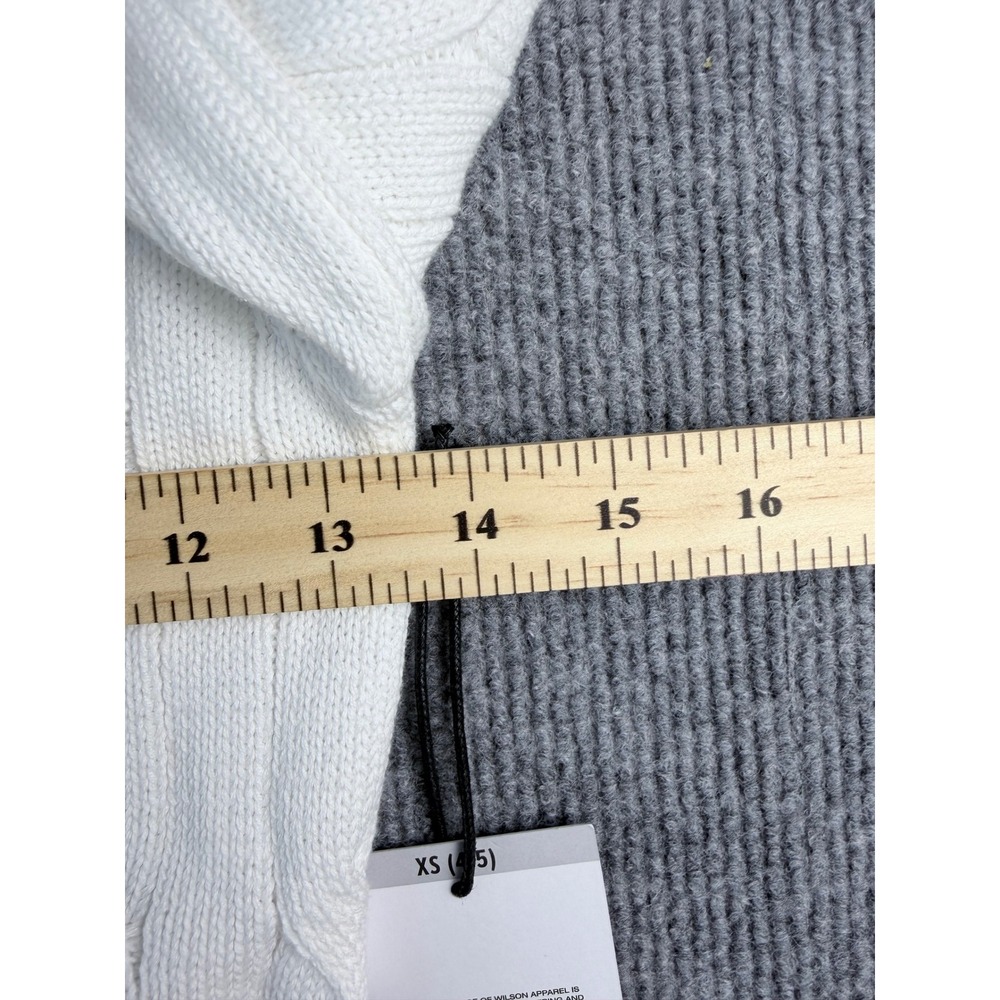 Wilson Kids White V-Neck Cable Knit Sweater Navy Green Stripe Logo XS 4/5 NWT - Picture 6 of 8